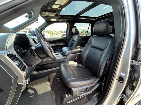 Used 2021 Ford Expedition XLT AWD/4WD image 27
