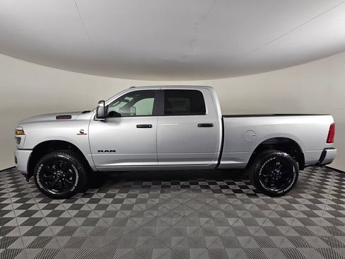 New 2026 RAM 3500 Big Horn AWD/4WD image 7