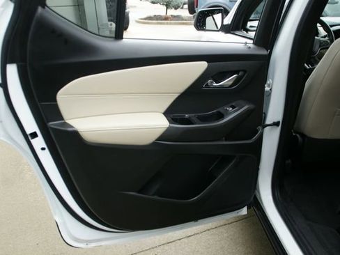 Used 2022 Chevrolet Traverse LS w/ Midnight/Sport Edition image 24