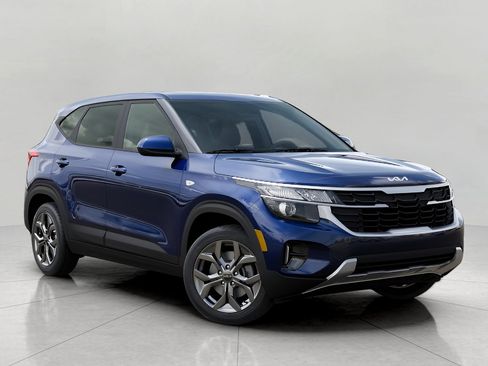 Used 2026 Kia Seltos LX AWD/4WD image 9