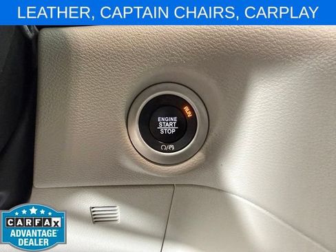 Used 2024 Chrysler Pacifica Touring-L FWD image 19