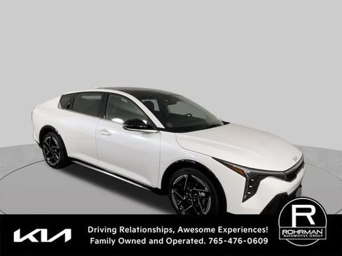 New 2026 Kia K4 EX w/ GT-Line Premium Package FWD image 2