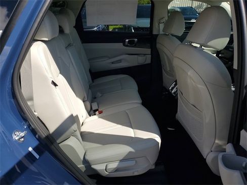 New 2026 Kia Sorento S w/ S Panoramic Sunroof Package image 12