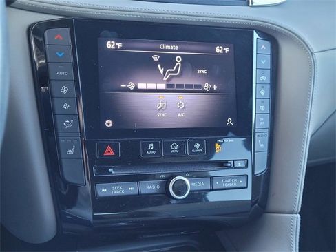 Used 2024 INFINITI QX50 Luxe image 11
