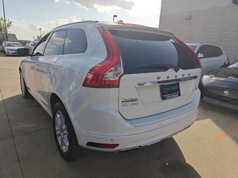 Used 2015 Volvo XC60 T5 Premier w/ Proximity Package image 5