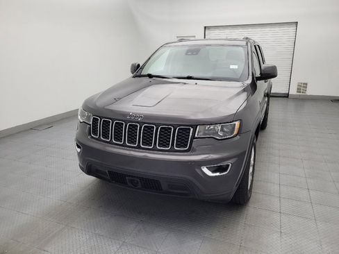 Used 2021 Jeep Grand Cherokee Laredo AWD/4WD image 15