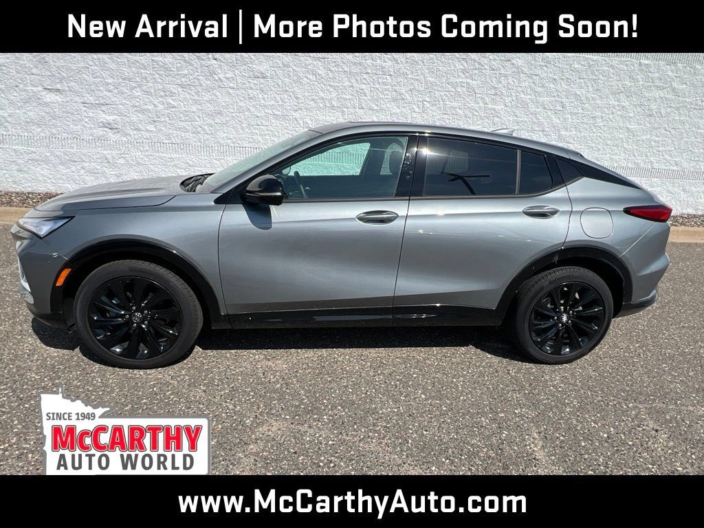 Used 2024 Buick Envista Sport Touring w/ Convenience I Package FWD image 4