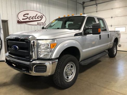 Used 2016 Ford F350 XL image 2