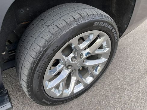 Used 2020 GMC Yukon Denali w/ Denali Ultimate Package image 21