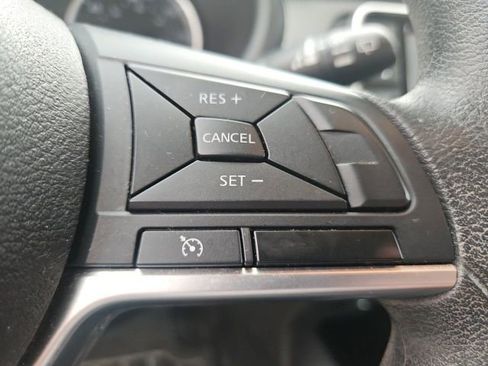 Used 2020 Nissan Kicks S FWD image 31