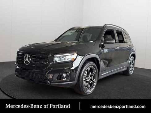 Certified 2026 Mercedes-Benz GLB 250 4MATIC image 1