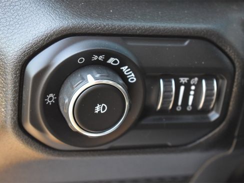 Used 2021 Jeep Wrangler Unlimited Sport image 22