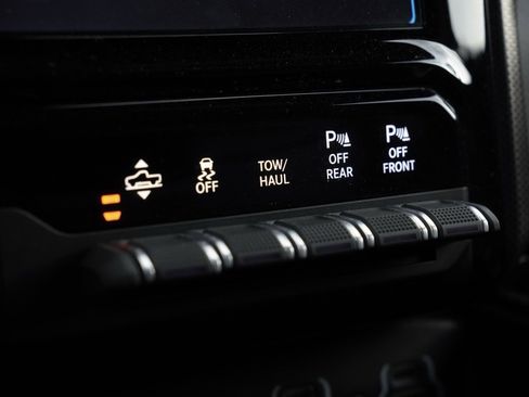 Used 2022 RAM 1500 Limited image 16