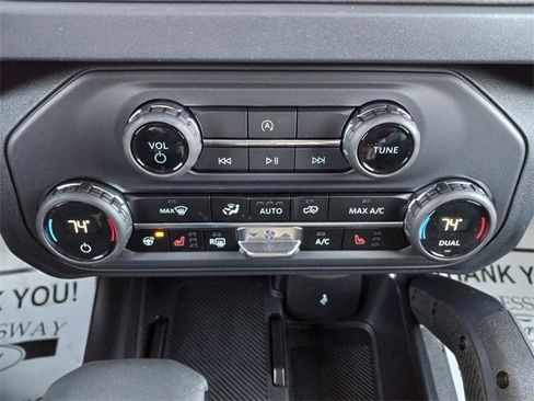 New 2025 Ford Bronco Badlands image 20