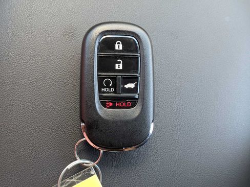 Certified 2024 Honda HR-V Sport image 32