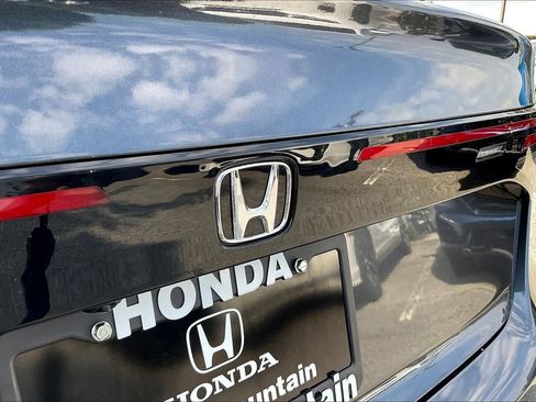 Used 2025 Honda Accord LX image 10