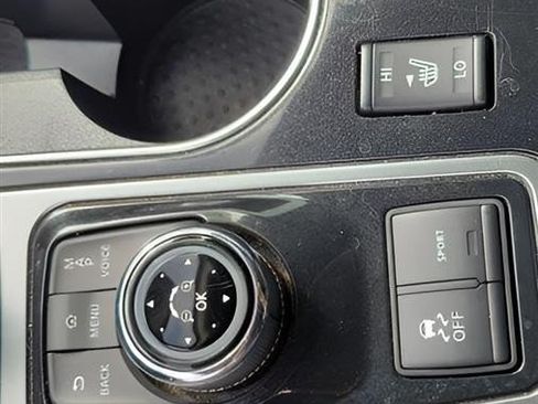Used 2019 Nissan Maxima 3.5 SV w/ Floor Mat Group FWD image 24