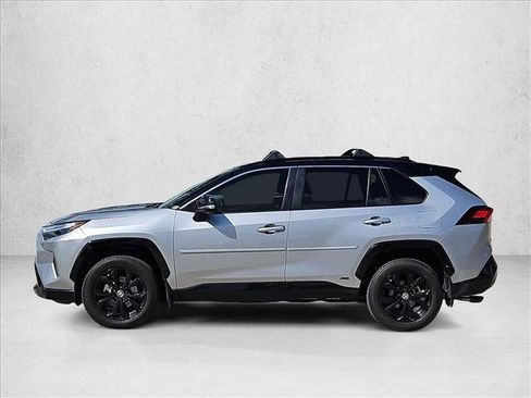 Used 2025 Toyota RAV4 XSE w/ Advanced Technology Package AWD/4WD image 9