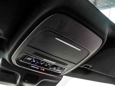 Used 2025 Lincoln Navigator Reserve AWD/4WD image 43