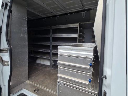 Used 2019 Mercedes-Benz Sprinter 144 image 18