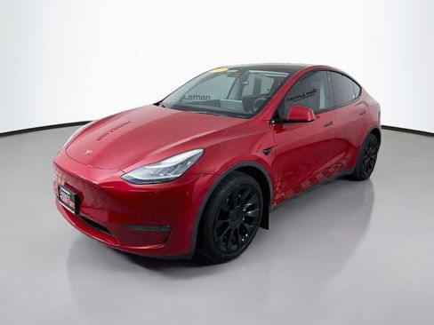 Used 2021 Tesla Model Y Long Range AWD/4WD image 3