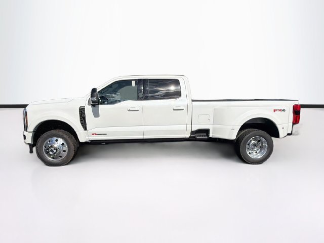 New 2027 Ford F450 Platinum w/ FX4 Off-Road Package AWD/4WD image 3