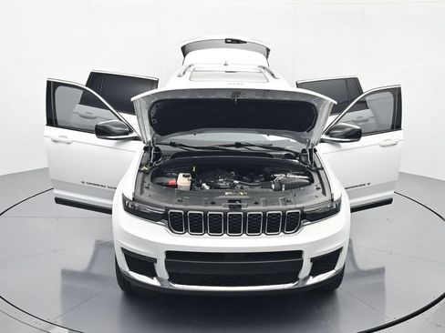 Used 2023 Jeep Grand Cherokee L Limited RWD image 47
