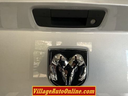 Used 2015 RAM 2500 SLT AWD/4WD image 25