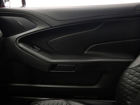Used 2014 Aston Martin Vanquish Coupe RWD image 44