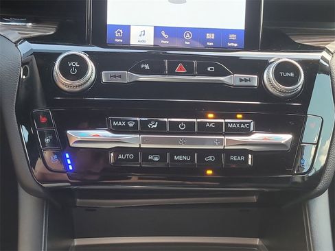 Certified 2023 Ford Explorer Limited w/ Limited Technology Package image 27