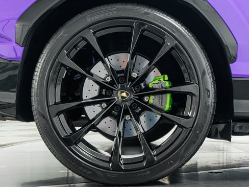 Used 2021 Lamborghini Urus AWD/4WD image 47