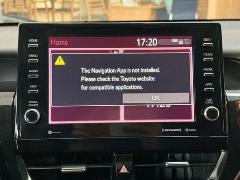 Used 2022 Toyota Camry XSE FWD image 22