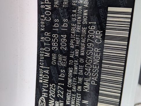 Used 2025 Hyundai Elantra SEL image 28