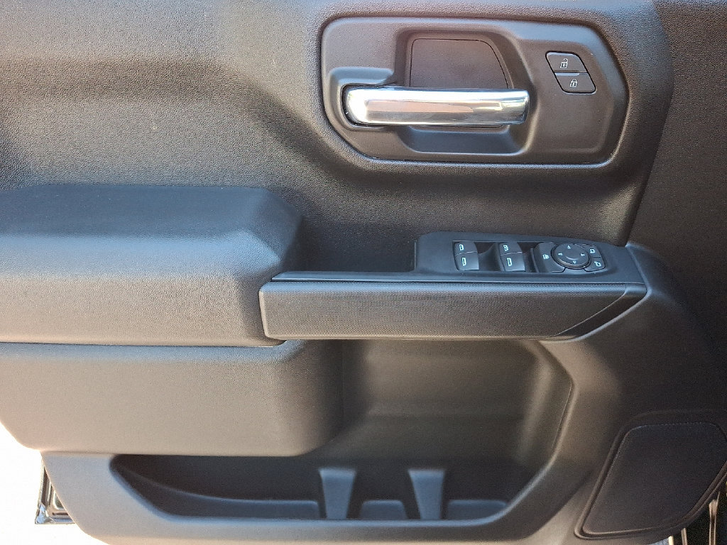 Certified 2022 Chevrolet Silverado 1500 Custom AWD/4WD image 13