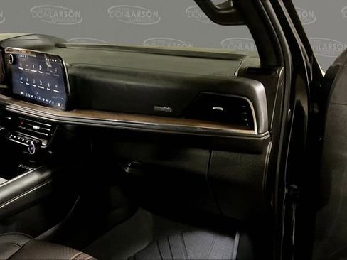 Used 2025 Chevrolet Tahoe High Country image 30