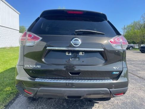 Used 2014 Nissan Rogue SV FWD image 11