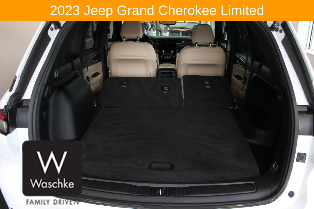 Used 2023 Jeep Grand Cherokee Limited w/ Trailer Tow Prep Group (B) AWD/4WD image 20