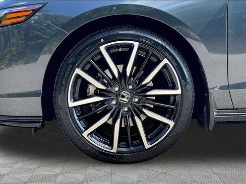Used 2024 Honda Accord Touring image 24