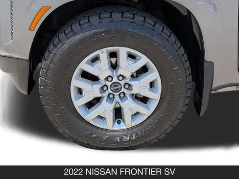 Used 2022 Nissan Frontier SV RWD image 11