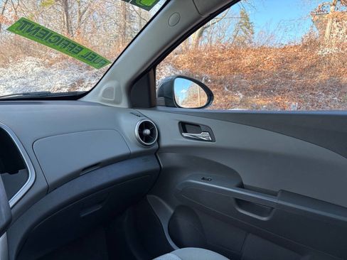 Used 2012 Chevrolet Sonic LT image 20