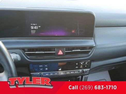 Used 2024 Kia Seltos EX AWD/4WD image 42