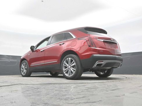 Used 2024 Cadillac XT5 Premium Luxury w/ Technology Package AWD/4WD image 23