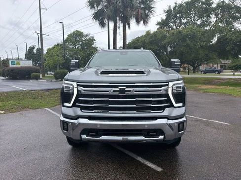 Used 2024 Chevrolet Silverado 3500 LTZ w/ LTZ Plus Package AWD/4WD image 2