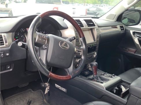 Used 2014 Lexus GX 460 Luxury AWD/4WD image 8