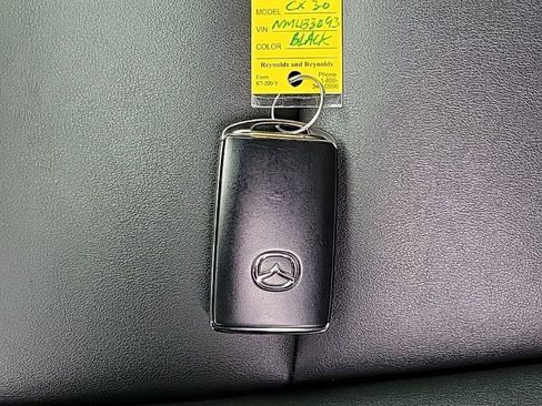 Used 2022 MAZDA CX-30 AWD 2.5 S w/ Select Package image 36