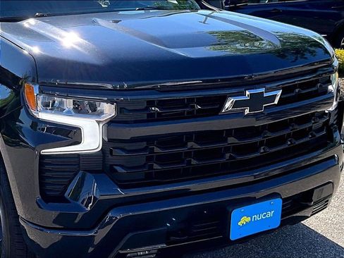 Used 2023 Chevrolet Silverado 1500 RST AWD/4WD image 31