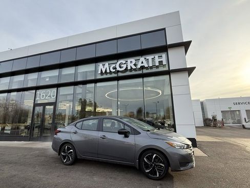 Used 2024 Nissan Versa SR w/ Trunk Package image 1