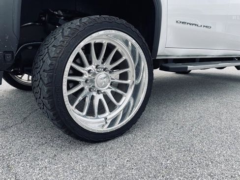 Used 2025 GMC Sierra 2500 Denali w/ Denali Reserve Package image 36