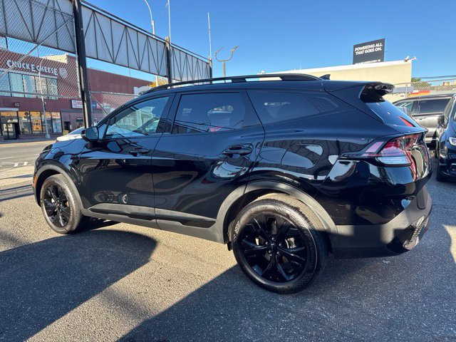Used 2025 Kia Sportage X-Line w/ Premium Package AWD/4WD image 4