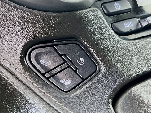 Used 2020 Chevrolet Tahoe Premier image 21